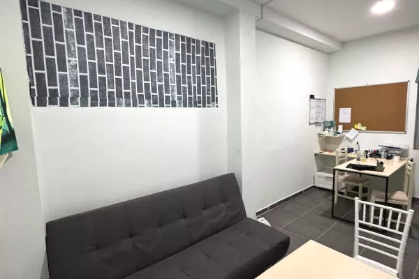 Ambient biznesi me qera 3+1 ne Tirane - 150 Euro