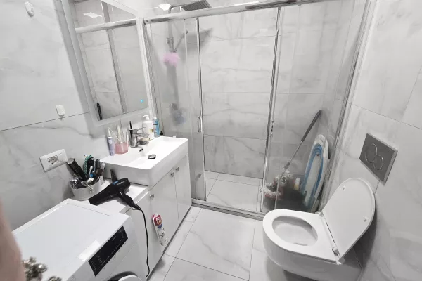 Shtepi me qera Apartament ne Tirane, 1+1, Mobilimi E mobiluar, Pagesa 40,000  Leke.