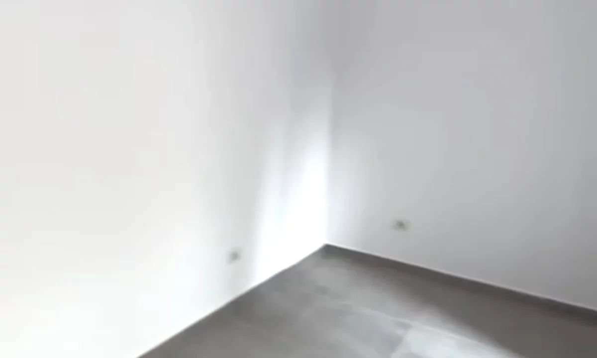 Zyre me Qera Tek Myslym Shyri