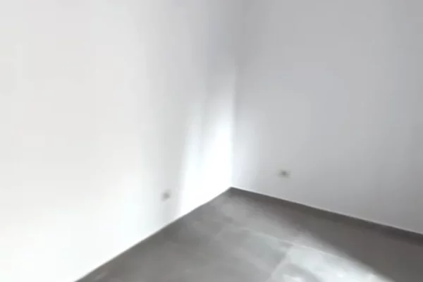 Zyre me Qera Tek Myslym Shyri