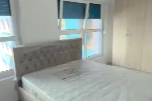 Shtepi me qera Apartament ne Tirane, 1+1, Mobilimi E mobiluar, Pagesa 40,000  Leke.