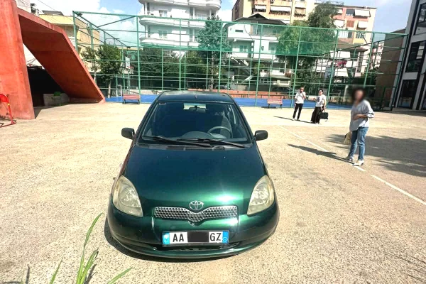 Makina ne shitje ne Tirane - 1,500 Euro