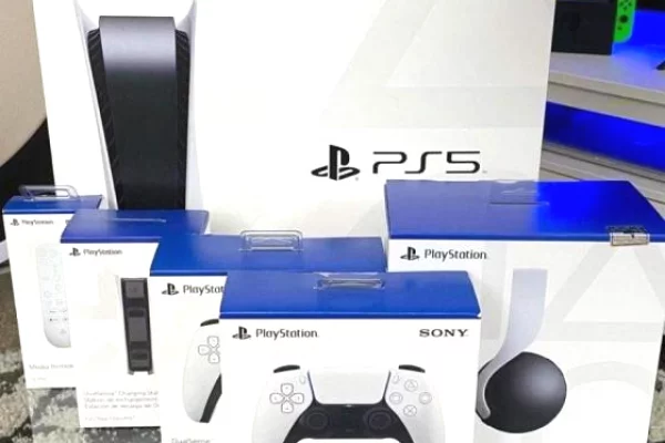 Selling Sony PlayStation 5 PS5 1TB