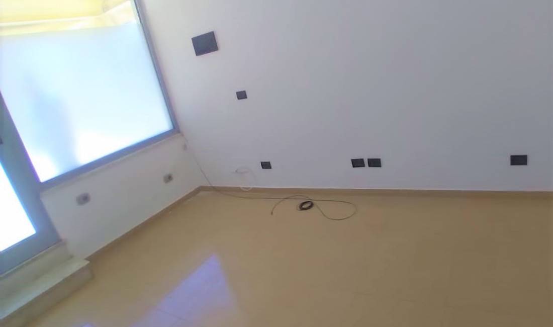 🔻 SHITJE AMBIENT BIZNESI 🔺 📍Pazari i ri, Rruga Hoxha Tahsim pallati i BKT [ID SSEA 115NA] 