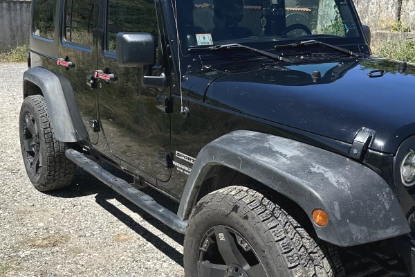 Cars for sale in Elbasan, Jeep, 2012 Benzine,Kambio Automatik Payment 14,500  Euro.