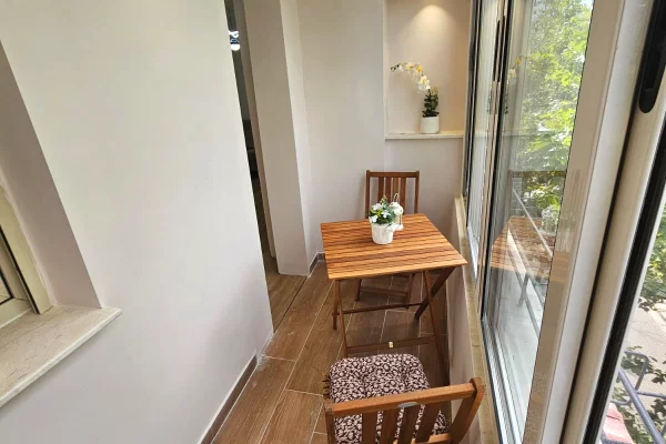 Shtepi ne shitje Apartament ne Durres, 1+1, Mobilimi E mobiluar, Pagesa 82,000,000  Leke.