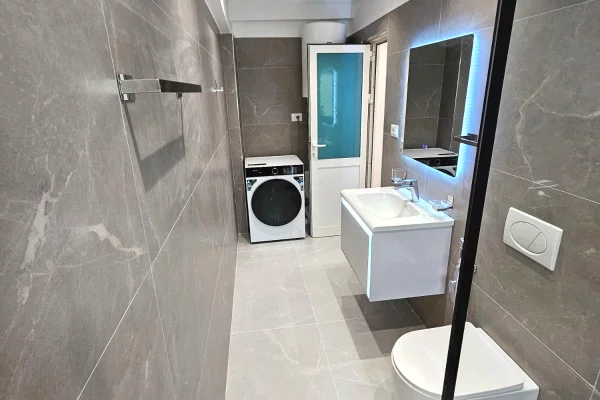 Shtepi ne shitje Apartament ne Durres, 1+1, Mobilimi E mobiluar, Pagesa 82,000,000  Leke.