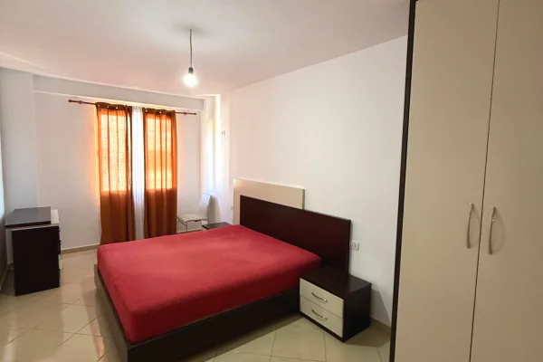 Shtepi me qera Apartament ne Tirane, 2+1, Mobilimi E mobiluar, Pagesa 45,000  Leke.