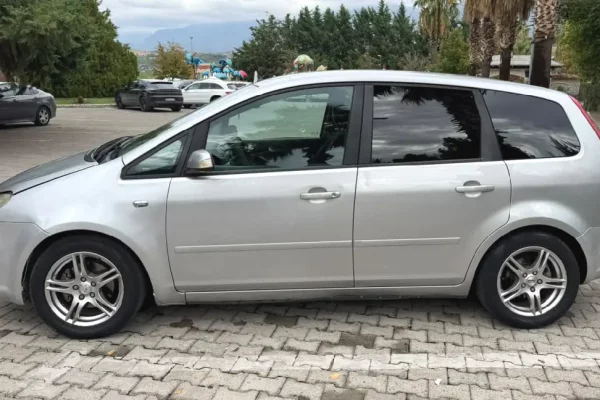 Cars for sale in Tirana, Ford, 2008 Diesel,Kambio Manual Payment 3,000,000  Leke.