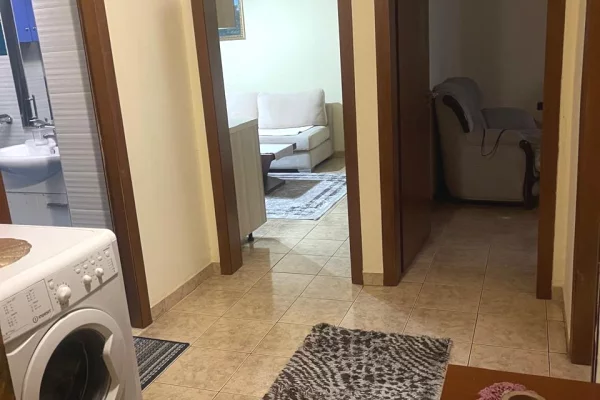 Appartamento in affitto a Tirana 2+1, Arredato