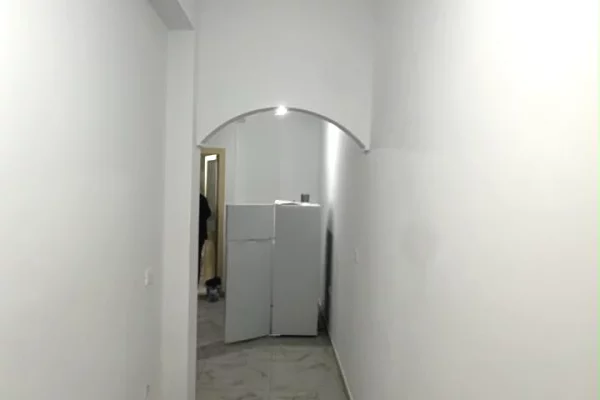 Shtepi me qera Apartament ne Tirane, 1+1, Mobilimi E mobiluar, Pagesa 35,000  Leke.