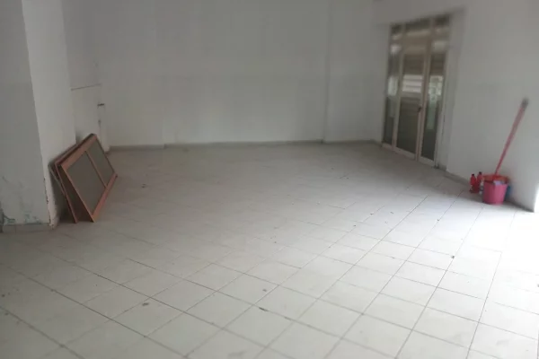 SHITET NJESI BIZNESI NE SKELE VLORE