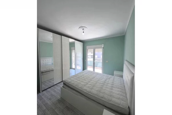Shtepi me qera Apartament ne Tirane, 2+1, Mobilimi E mobiluar, Pagesa 60,000  Leke.