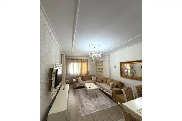 Apartament 2+1 per qera ne Astir