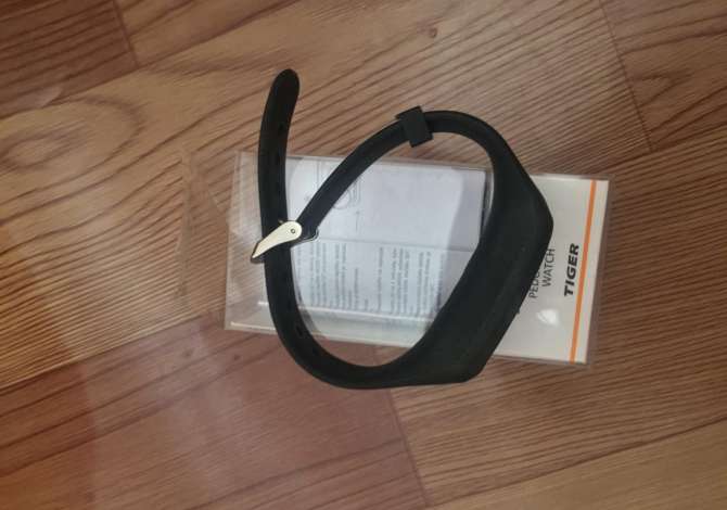 Veshje dhe Aksesor per te Rritur ne Tirane - 1,000 Leke