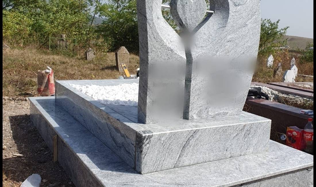 Punime Varresh Mermeri Dhe Graniti. Modele Varresh Te Ndryshme. Render 3d. Punojm Ne Gjithe Shqiperi