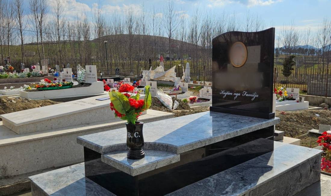 Punime Varresh Eno - Varr Graniti i Bardhe - Granit I Zi - Model Varri Europian - Varrezat E Sharres