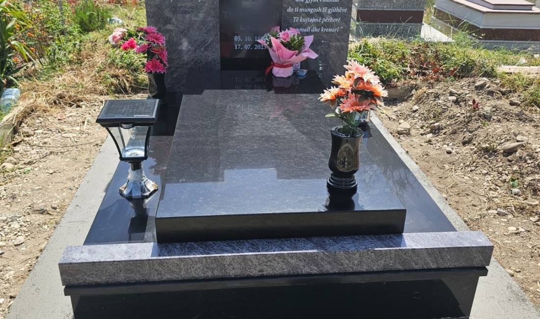 Punime Varresh | Varr Graniti Me Permasa Te Merdha | Projektuar Nga Punime Varresh Eno