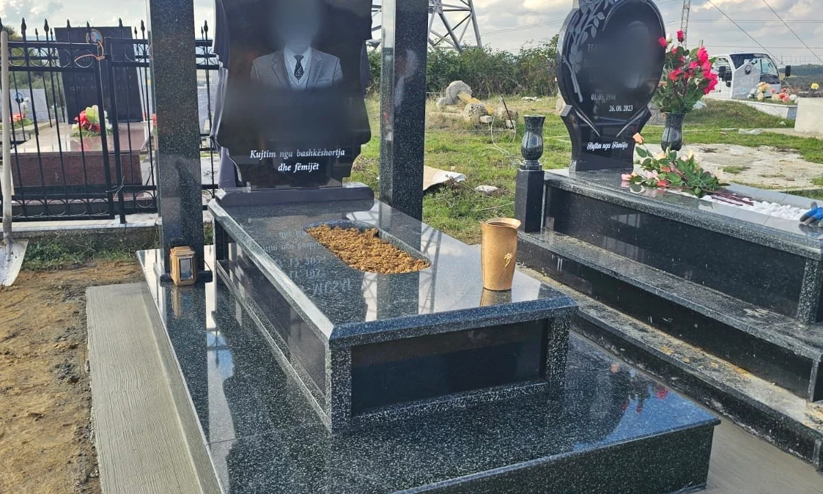 Punime Varresh Kamez - Tirane - Varr Granit Hassan Green Me Kollona - Pikture