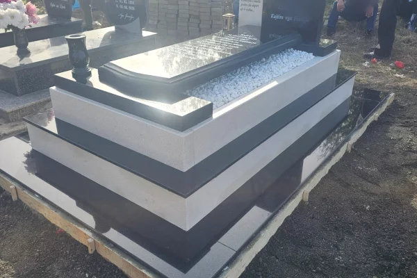 Punime Varresh Burrel - Varr Graniti Dhe Mermeri - Modele Varresh Me Pikture