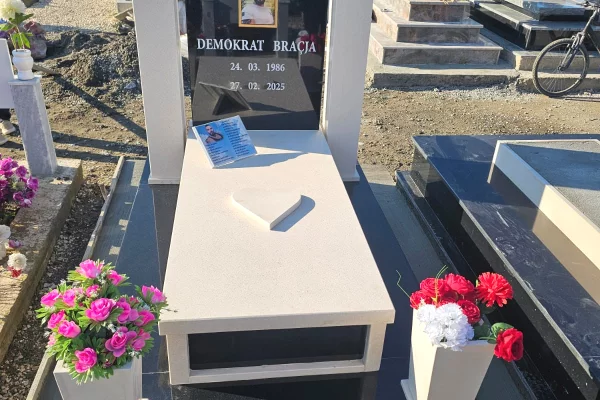 Sherbime Funerale ne Tirane - 0 