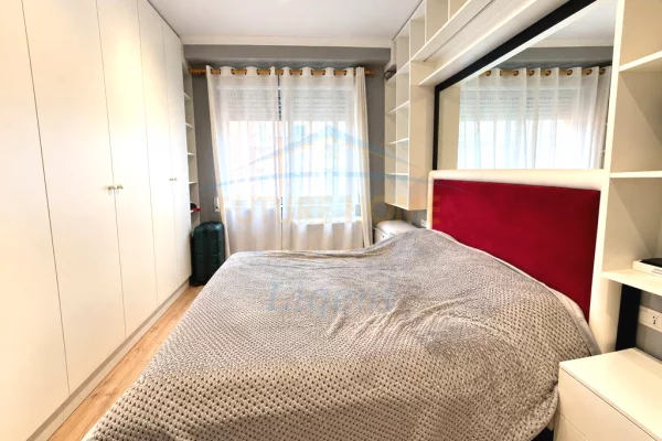 Shtepi me qera Apartament ne Tirane, 1+1, Mobilimi E mobiluar, Pagesa 750  Euro.
