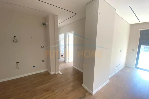 Qira, Apartament 2+1+Post Parkimi, Stacioni i Trenit, Tiranë.