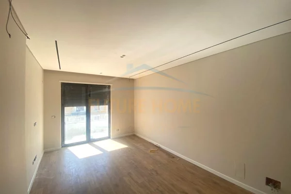 Apartment for rent in Tirana 2+1, Emty