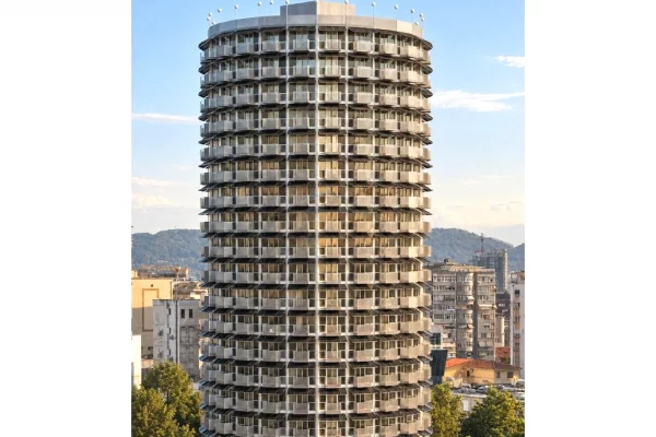 Shtepi ne shitje 3+1 ne Tirane - 35,322,850 Leke