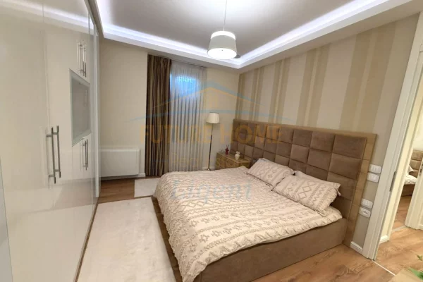 Shtepi me qera Apartament ne Tirane, 2+1, Mobilimi E mobiluar, Pagesa 2,000  Euro.