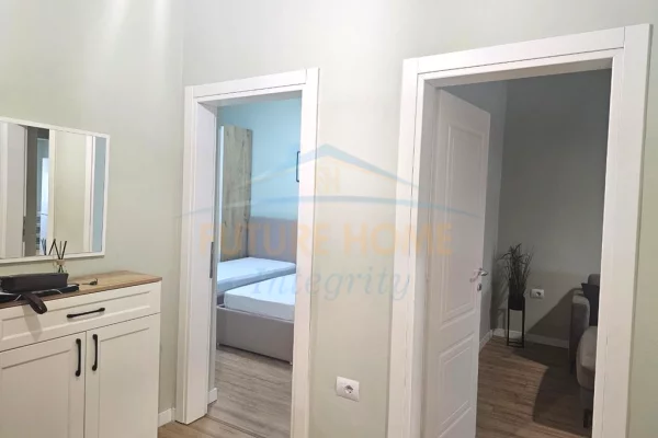 Shtepi me qera Apartament ne Tirane, 2+1, Mobilimi E mobiluar, Pagesa 70,000  Leke.