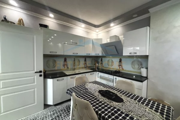 Shtepi ne shitje Apartament ne Tirane, 1+1, Mobilimi E mobiluar, Pagesa 10,500,000  Leke.
