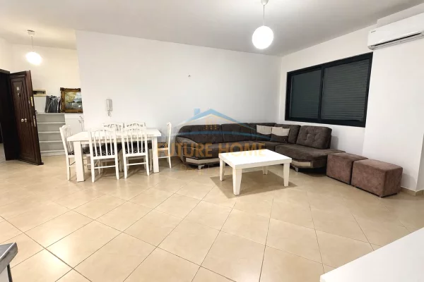 Shtepi ne shitje Apartament ne Tirane, 2+1, Mobilimi E mobiluar, Pagesa 140,000  Euro.