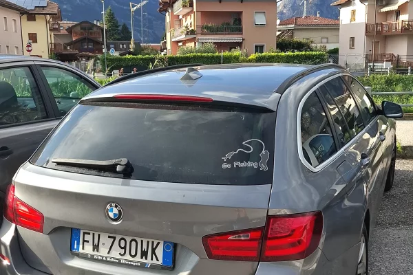 Cars for sale in Fier, BMW, 2011 Diesel,Kambio Automatik Payment 4,500  Euro.