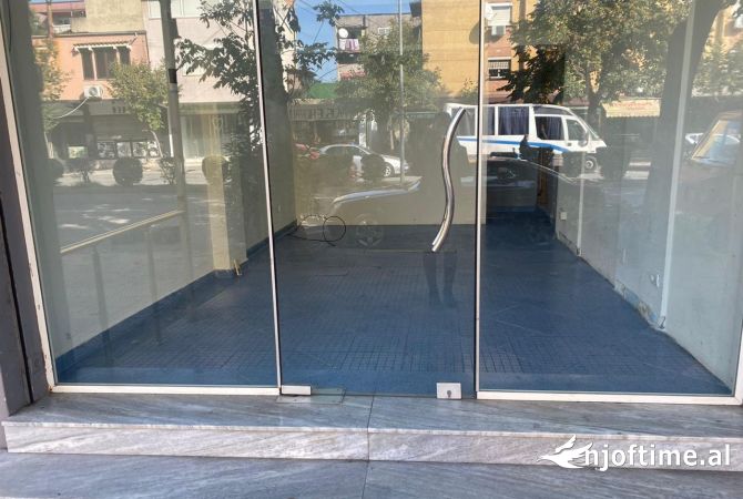 Dyqan me Qira Te 5 Maji ( ID D20032562)