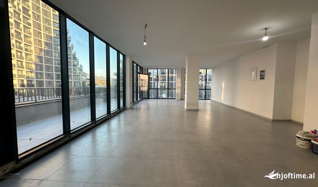 Ambjent Biznesi Open Space + Verande me Qira tek Rezidenca Lake View (ID Z20032552) 