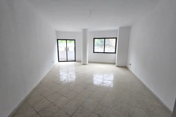 Apartment for sale in Tirana 1+1, Emty