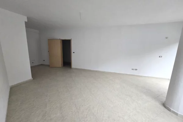 Apartment for sale in Tirana 1+1, Emty