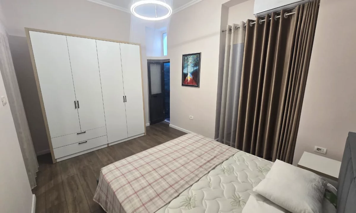 Appartamento in vendita a Tirana Garsoniere, Arredato