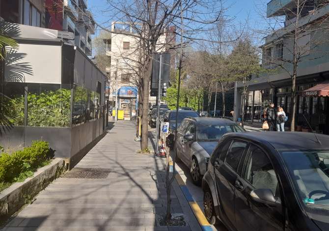 Ambient biznesi me qera 1+1 ne Tirane - 400 Euro