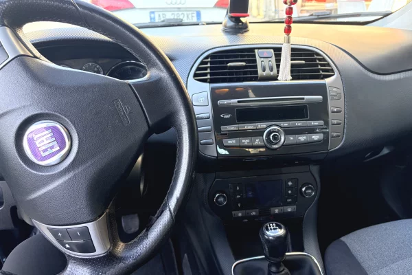 Makina ne shitje ne Durres, Fiat, 2008 Diesel,Kambio Manual Pagesa 3,500  Euro.