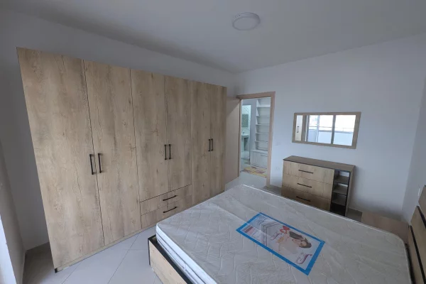 Shtepi me qera Apartament ne Durres, 1+1, Mobilimi E mobiluar, Pagesa 40,000  Leke.