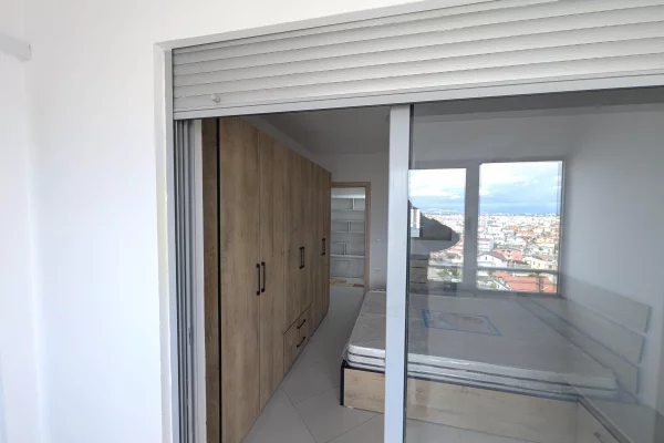 Shtepi me qera Apartament ne Durres, 1+1, Mobilimi E mobiluar, Pagesa 40,000  Leke.