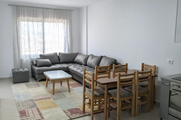 Shtepi me qera Apartament ne Durres, 1+1, Mobilimi E mobiluar, Pagesa 40,000  Leke.