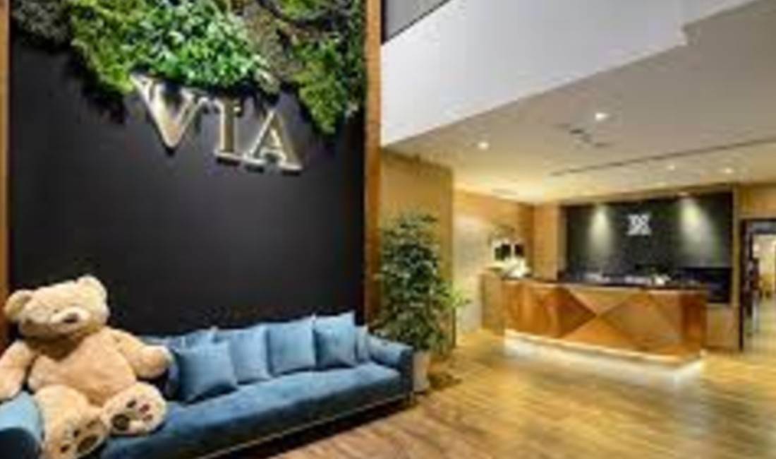 Offerte di lavoro a Durazzo, Profession Kamarier/e  Restoranti ,Banakier/e, Picajol, Receptionist/e, Sanitare  , , Pagamento Trattabile.