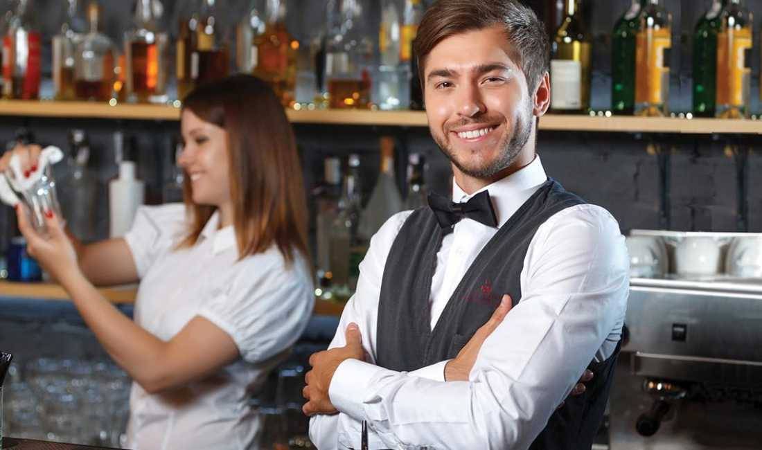 Offerte di lavoro a Tirana, Profession  Kamarier /Banakier  , , Pagamento Trattabile.