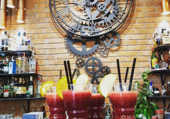 Njoftime Pune per Banakier/e / kamarier/e ne Tirane