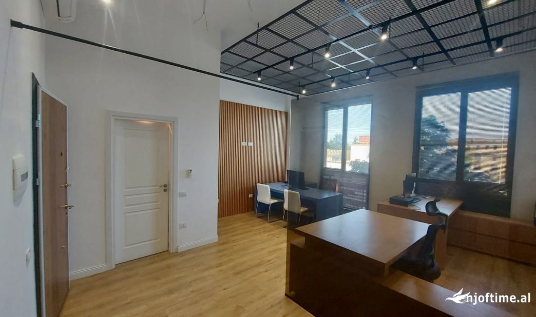 Shitet Ambjent Biznesi te Spitalet