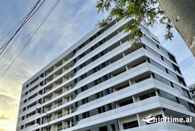 Shtepi ne shitje Apartament ne Tirane, 2+1, Mobilimi Bosh, pa mobiluar, Pagesa 155,000  Euro.