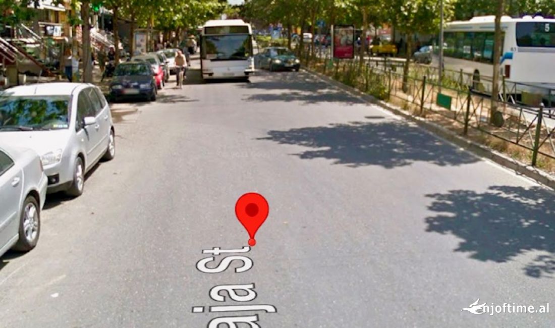 Shitet Ambjent per Biznes ,Klinike